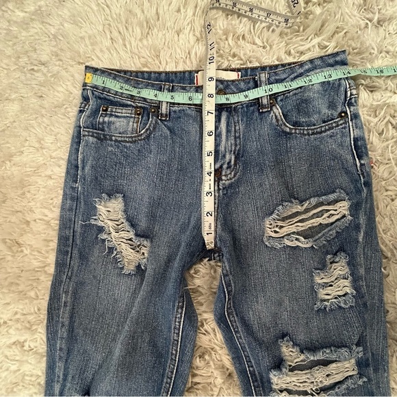 Signature 8 Distressed Low Rise Blue Jeans - Picture 13 of 14